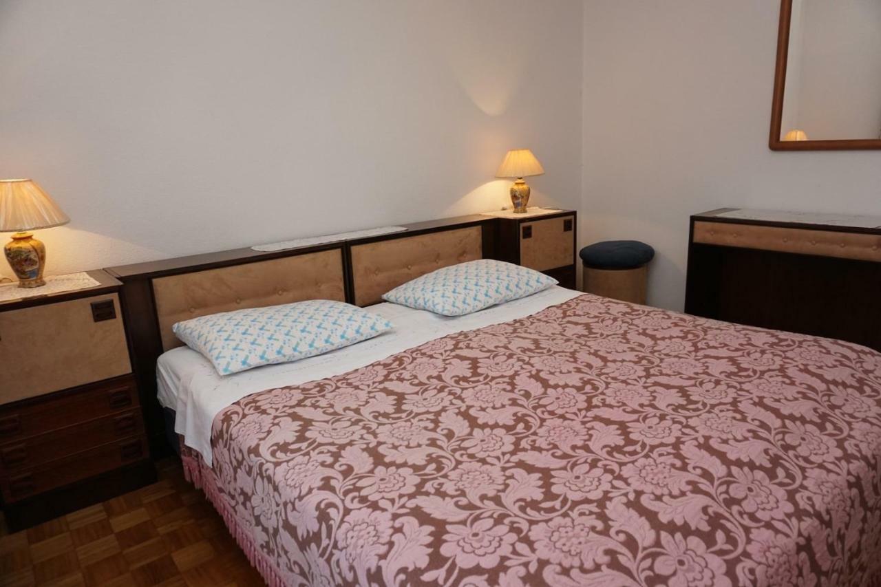 Hotel Mariella à Bašanija Extérieur photo